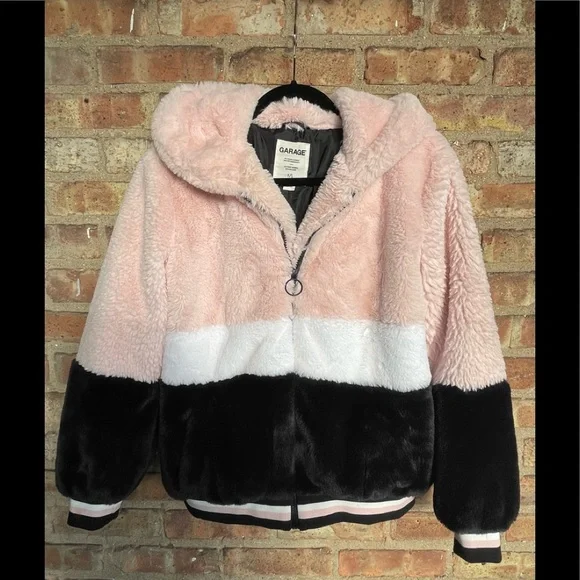 Garage Faux Fur Plush Varsity Jacket🖤 - Picture 1 of 10